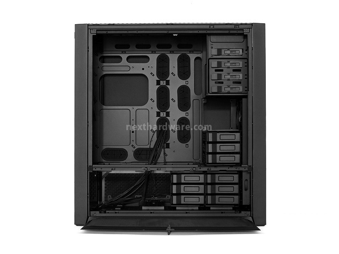 Corsair Obsidian 900D 5. Interno 1