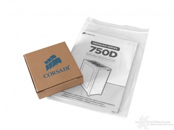 Corsair Obsidian 750D 1. Packaging & Bundle 7