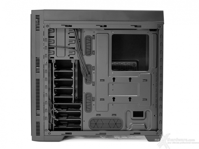 Cooler Master Silencio 652S 4. Interno 2