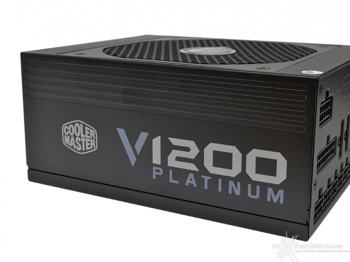 Cooler Master V1200 80Plus Platinum 2. Visto da vicino 3