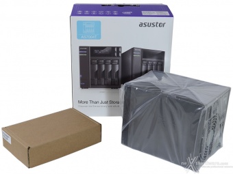 ASUSTOR AS7004T 1. Confezione e accessori 4