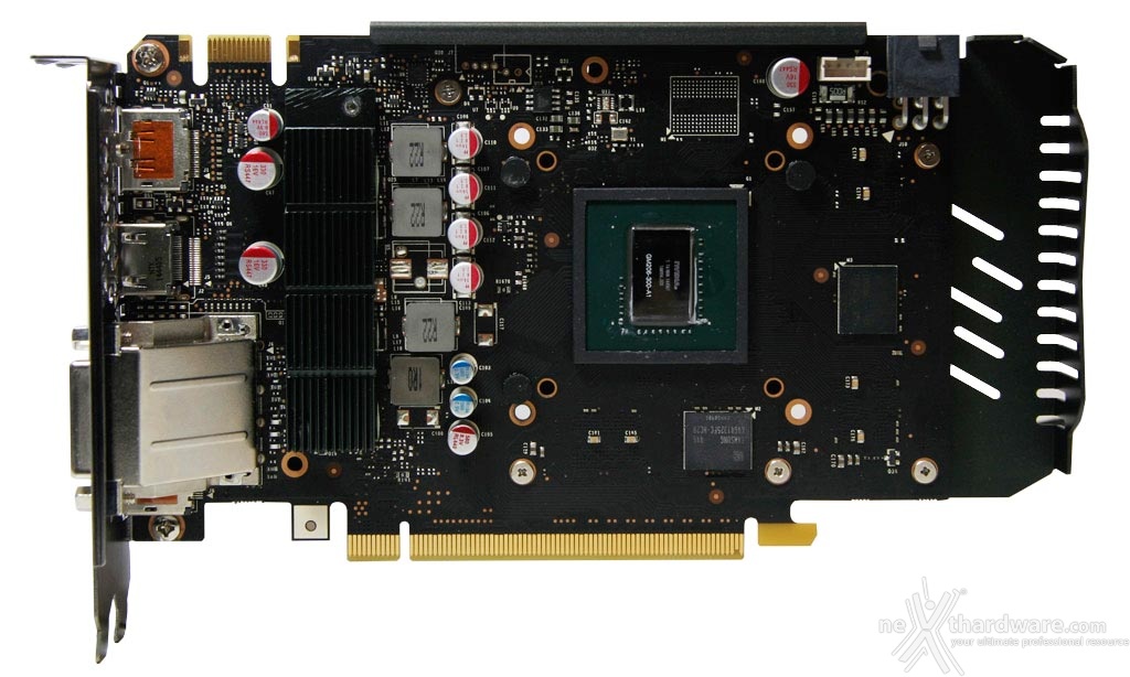 ZOTAC GeForce GTX 960 AMP! Edition | 4. Layout e PCB | Recensione