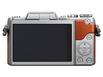 Presentata la Panasonic DMC-GF8 3