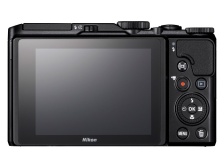 Nikon presenta tre nuove Coolpix superzoom 8