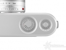 Jony Ive di Apple disegna la Leica M for (RED) 3